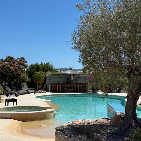 L'hacienda Piscine Chauffee A 28, Spa, Boulodrome Et Court De Tennis Prives, 2 Independantes *