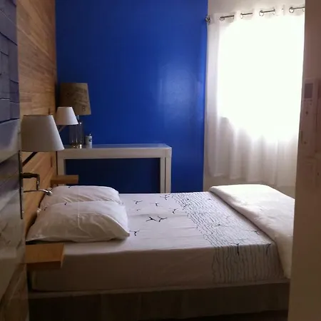 L'hacienda Piscine Chauffee A 28, Spa, Boulodrome Et Court De Tennis Prives, 2 Independantes