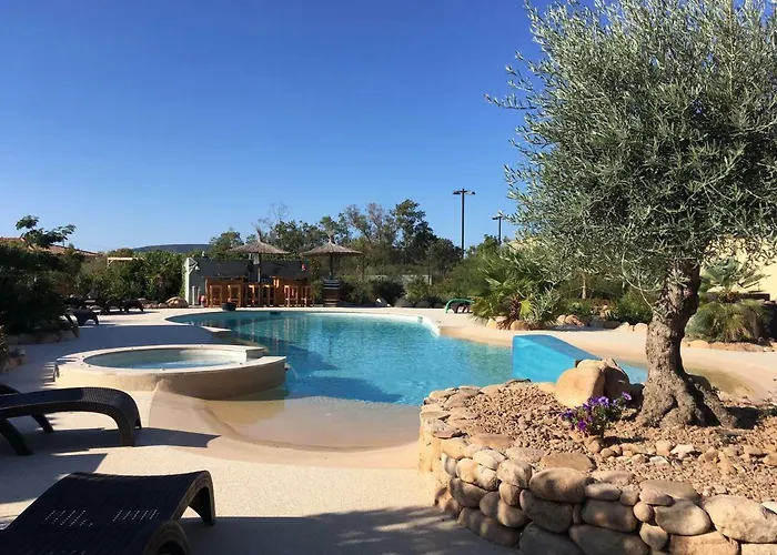 L'hacienda Piscine Chauffee A 28, Spa, Boulodrome Et Court De Tennis Prives, 2 Independantes Villa *
