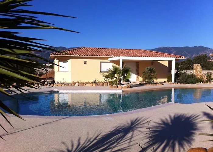 Villa L'hacienda Piscine Chauffee A 28, Spa, Boulodrome Et Court De Tennis Prives, 2 Independantes Porto-Vecchio