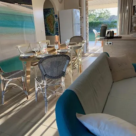 Villa L'hacienda Piscine Chauffee A 28, Spa, Boulodrome Et Court De Tennis Prives, 2 Independantes