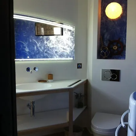 L'hacienda Piscine Chauffée à 28, Spa, Boulodrome Et Court De Tennis Privés, 2 Indépendantes * Porto-Vecchio (Corsica)