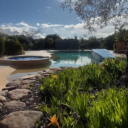 L'hacienda Piscine Chauffée à 28, Spa, Boulodrome Et Court De Tennis Privés, 2 Indépendantes *