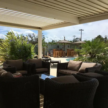 L'hacienda Piscine Chauffee A 28, Spa, Boulodrome Et Court De Tennis Prives, 2 Independantes Villa *