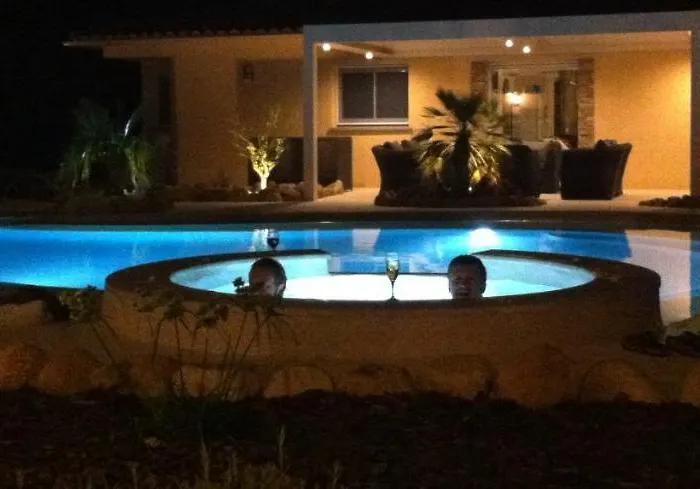 L'hacienda Piscine Chauffee A 28, Spa, Boulodrome Et Court De Tennis Prives, 2 Independantes * Porto-Vecchio (Corsica)