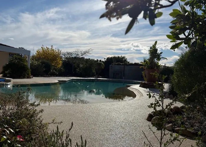 L'hacienda Piscine Chauffee A 28, Spa, Boulodrome Et Court De Tennis Prives, 2 Independantes *