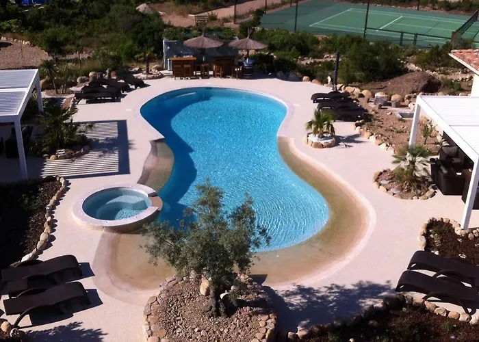 L'hacienda Piscine Chauffee A 28, Spa, Boulodrome Et Court De Tennis Prives, 2 Independantes Vila