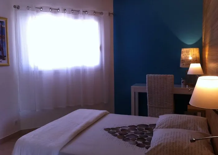 Vila L'hacienda Piscine Chauffee A 28, Spa, Boulodrome Et Court De Tennis Prives, 2 Independantes