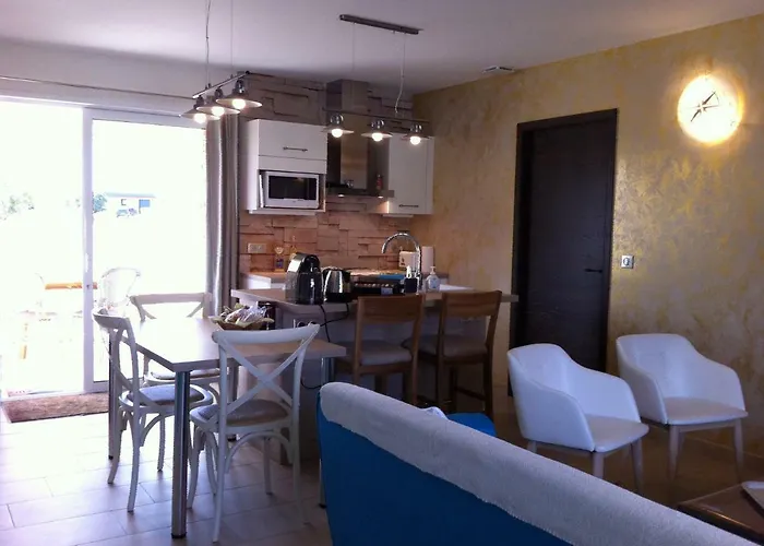 L'hacienda Piscine Chauffee A 28, Spa, Boulodrome Et Court De Tennis Prives, 2 Independantes Vila